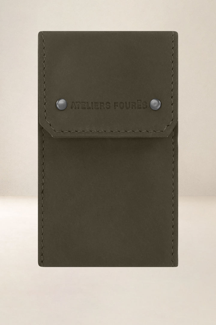 Accessoire en cuir en cuir pleine fleur ENCELADE coloris bronze, vue d’ensemble – Ateliers Fourès