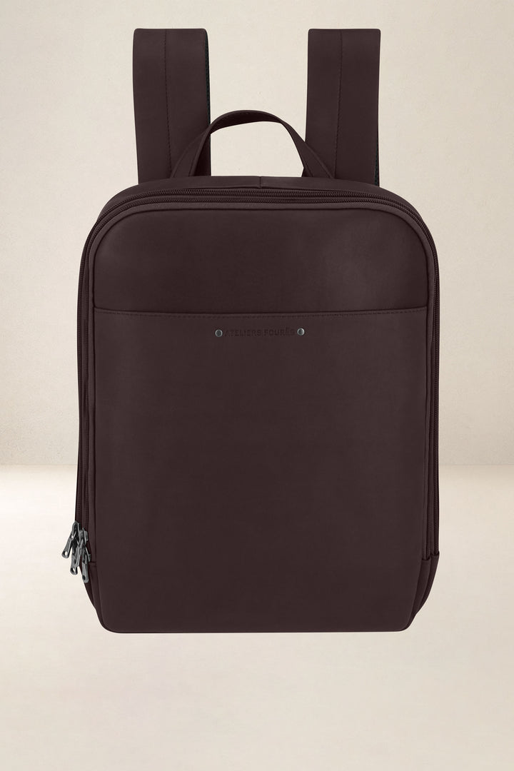 Sac à dos en cuir pleine fleur ARGONAUTE coloris mustang, vue d’ensemble – Ateliers Fourès