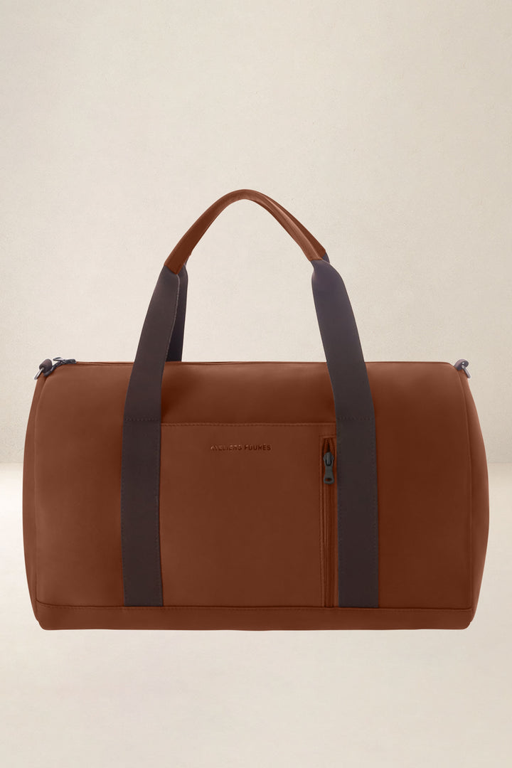 Sac de voyage en cuir pleine fleur ARGOS coloris fauve, vue d’ensemble – Ateliers Fourès