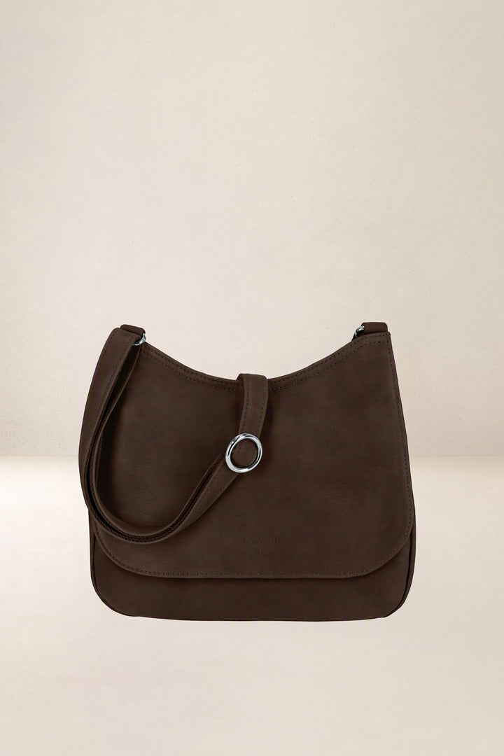 Sac à main en cuir pleine fleur ARTÉMIS coloris chocolat, vue d’ensemble – Ateliers Fourès