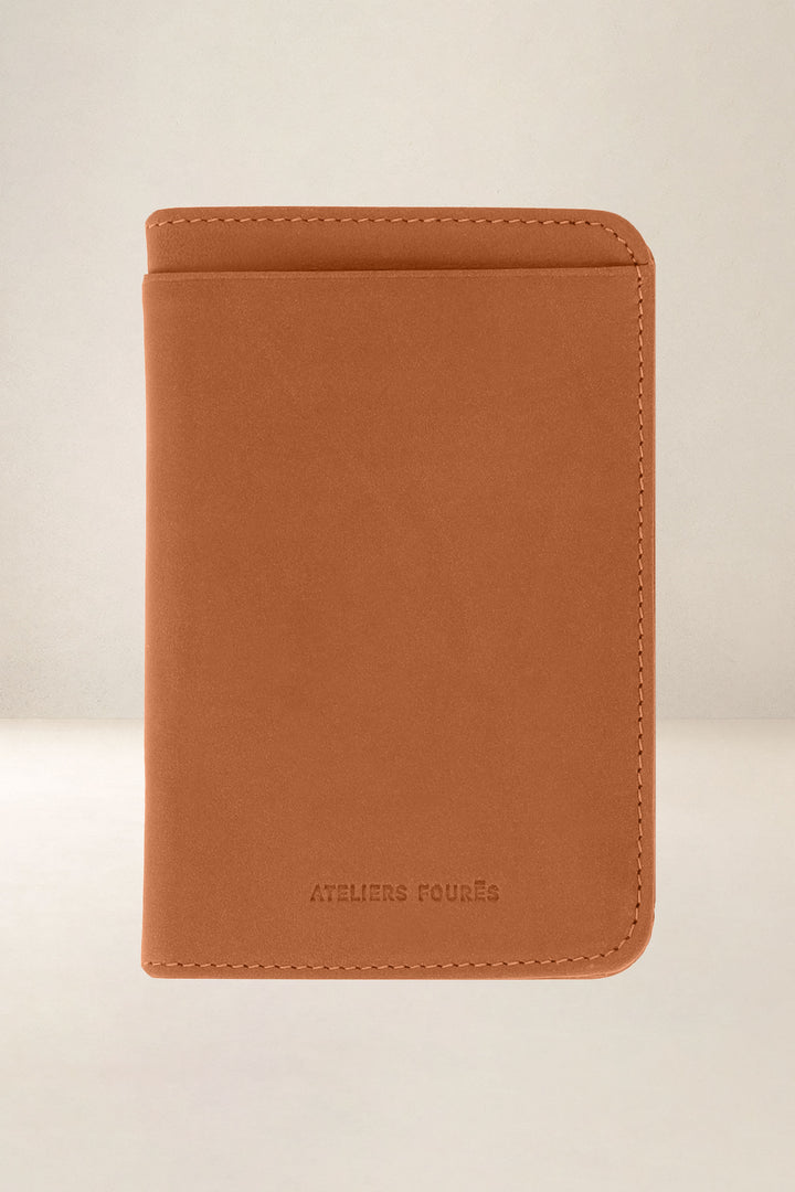 Grand portefeuille en cuir pleine fleur METIS coloris lionne, vue d’ensemble – Ateliers Fourès