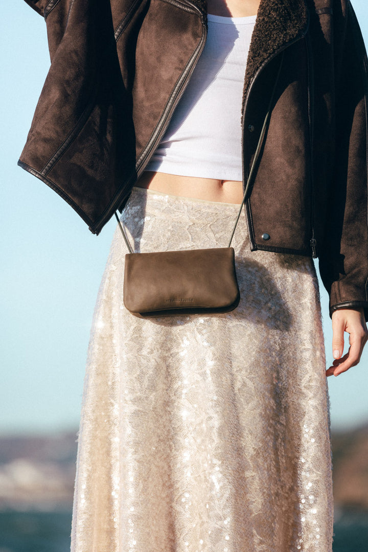 Pochette pour téléphone en coloris kaki