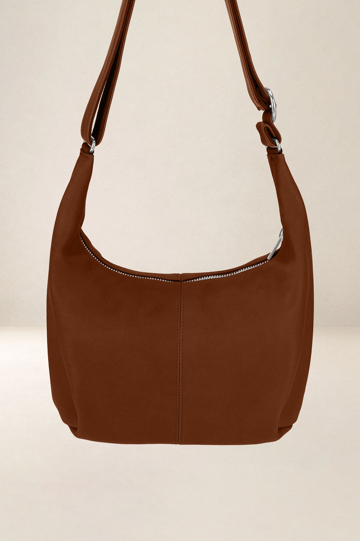 Sac à main en cuir pleine fleur LÉTO coloris fauve, vue d’ensemble – Ateliers Fourès