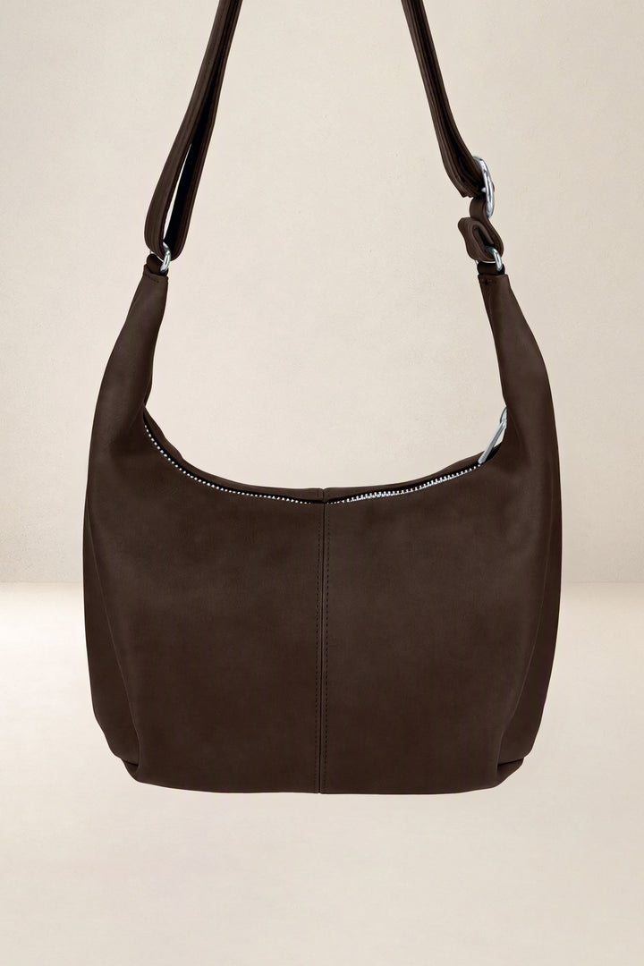 Sac à main en cuir pleine fleur LÉTO coloris chocolat, vue d’ensemble – Ateliers Fourès
