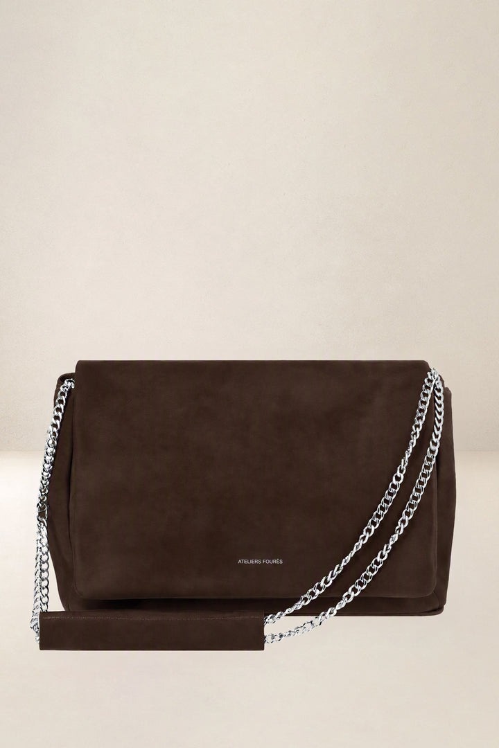 Sac bandoulière en cuir pleine fleur THALASSA coloris chocolat, vue d’ensemble – Ateliers Fourès