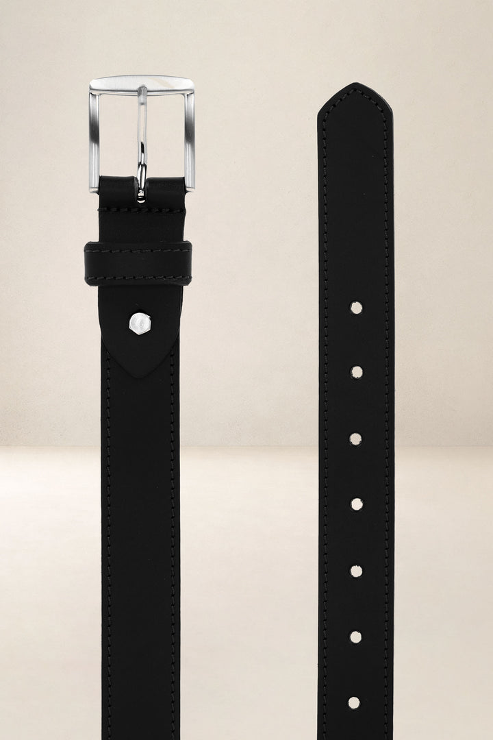 Ceinture en cuir pleine fleur HÊTRE coloris noir, vue de face n°2 – Ateliers Fourès