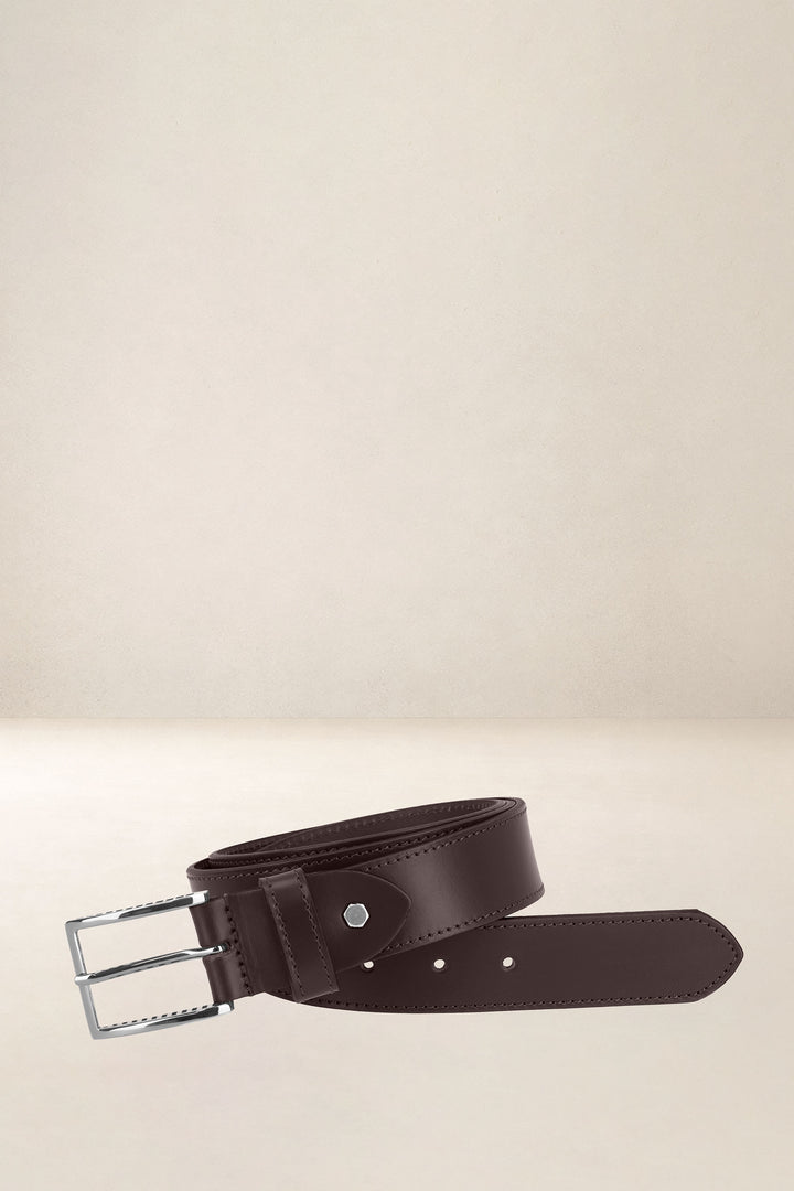 Ceinture en cuir pleine fleur CHÊNE coloris marron, vue d’ensemble – Ateliers Fourès