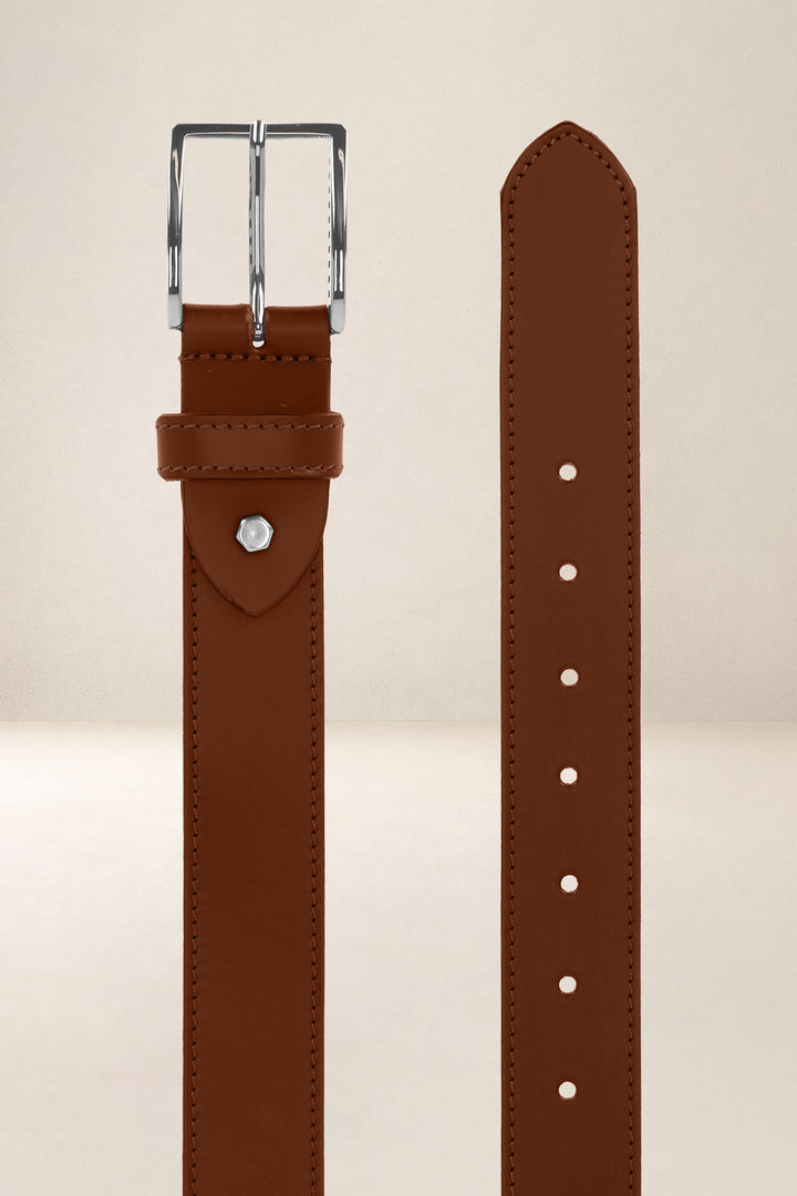 Ceinture en cuir pleine fleur CHÊNE coloris cognac, vue de face n°2 – Ateliers Fourès