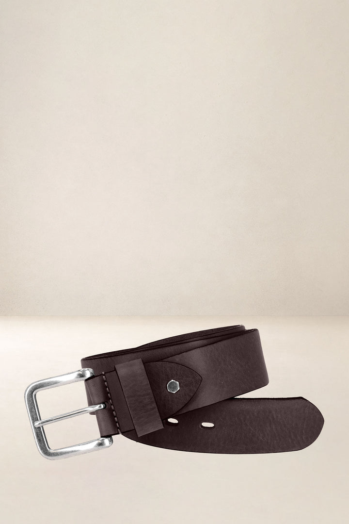 Ceinture en cuir pleine fleur EBÈNE coloris Missouri marron, vue de face n°1 – Ateliers Fourès
