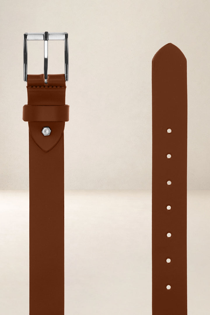 Ceinture en cuir pleine fleur CÈDRE coloris cognac, vue de face n°2 – Ateliers Fourès
