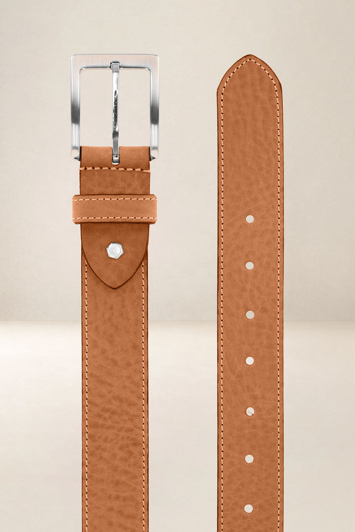 Ceinture en cuir pleine fleur NOYER coloris Missouri gold, vue de face n°2 – Ateliers Fourès