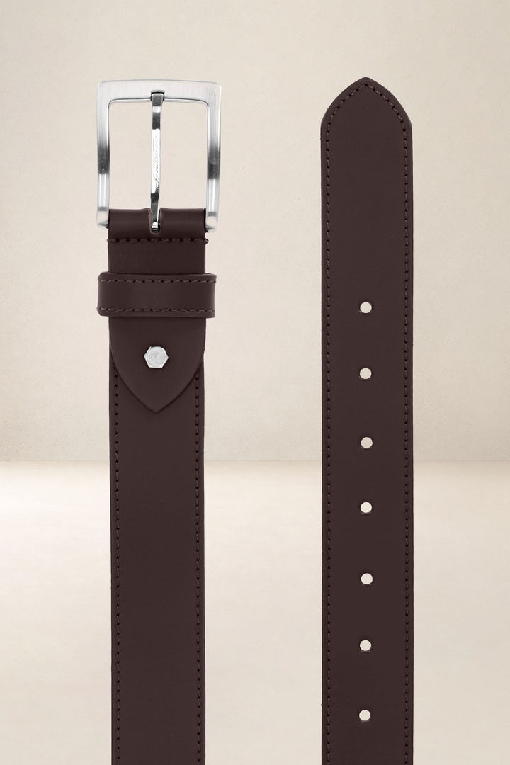 Ceinture en cuir pleine fleur NOYER coloris marron, vue de face n°2 – Ateliers Fourès