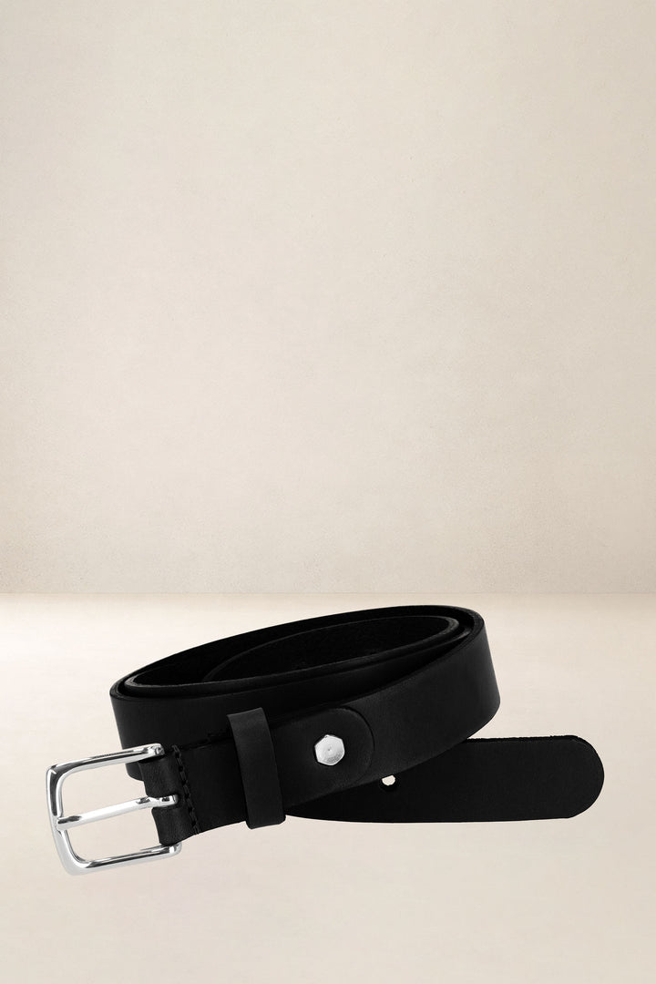 Ceinture en cuir pleine fleur IMMORTELLE coloris noir, vue d’ensemble – Ateliers Fourès