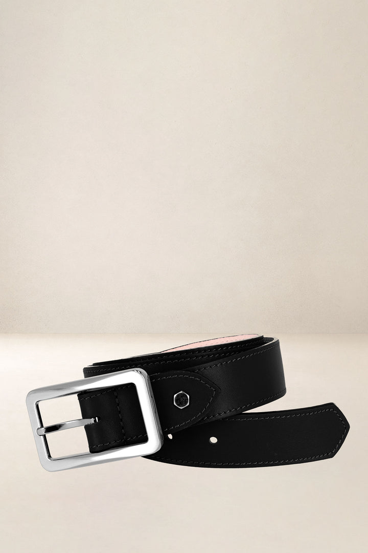 Ceinture en cuir pleine fleur PIVOINE coloris noir, vue de face n°1 – Ateliers Fourès