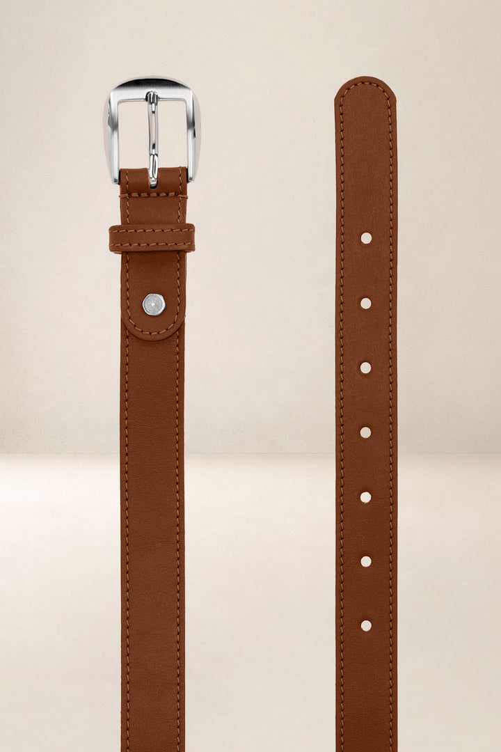 Ceinture en cuir pleine fleur JASMIN coloris cognac, vue de face n°2 – Ateliers Fourès