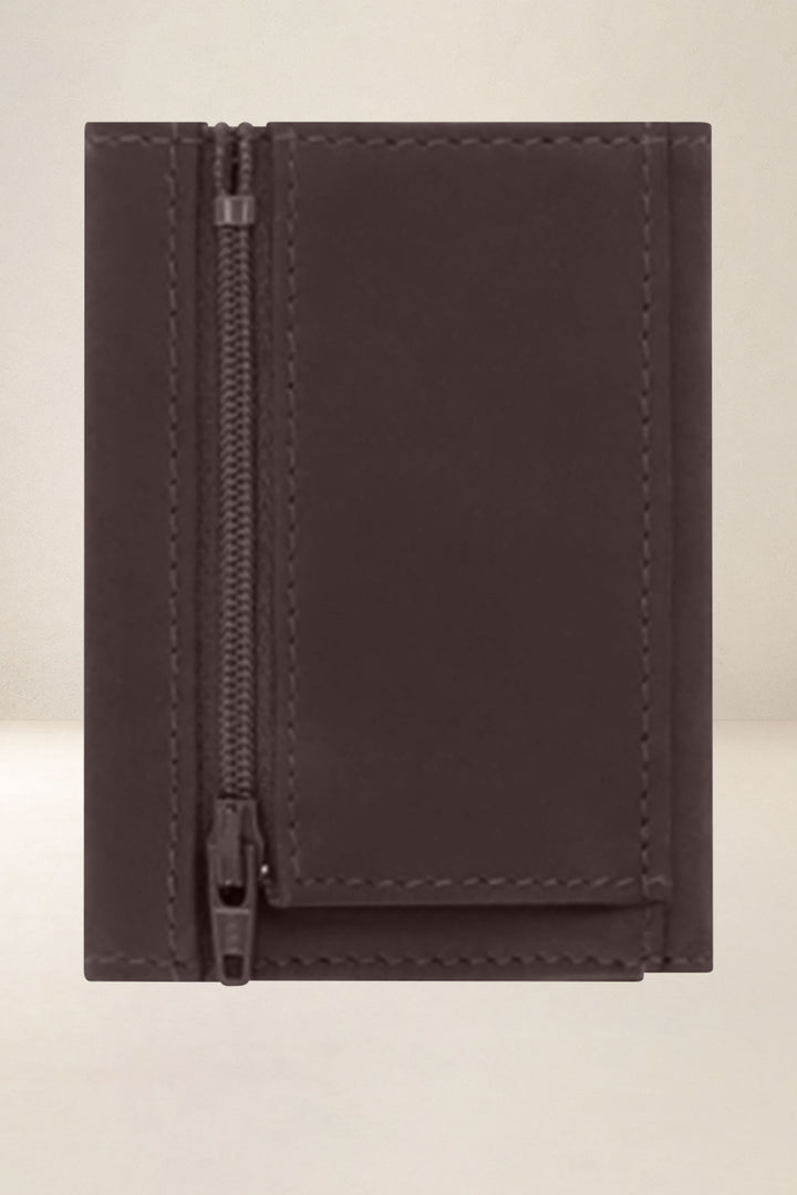 Portefeuille compact en cuir pleine fleur THASOS coloris mustang, vue de dos – Ateliers Fourès