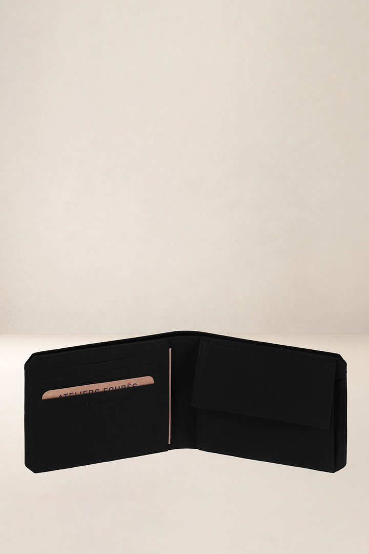 Portefeuille medium en cuir pleine fleur ULYSSE coloris noir, vue intérieure n°2 – Ateliers Fourès