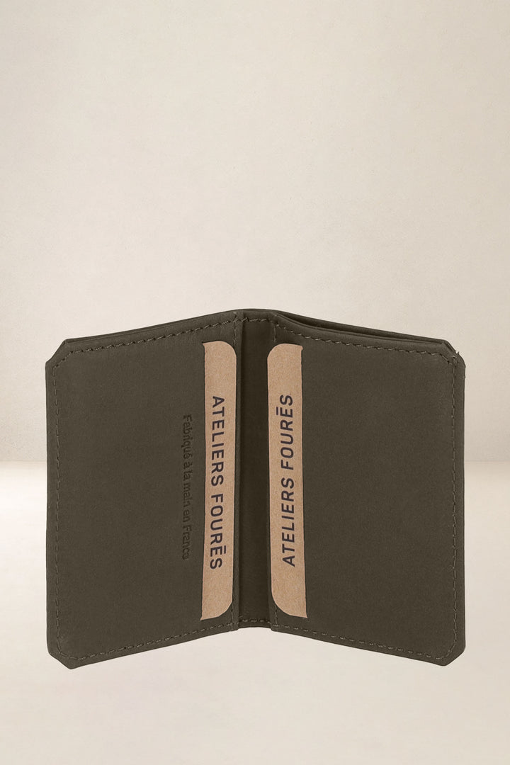 Porte-cartes en cuir pleine fleur POLLUX coloris bronze, vue intérieure n°2 – Ateliers Fourès
