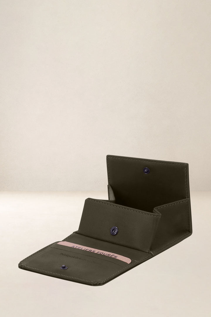 Porte-monnaie en cuir pleine fleur MINOTAURE coloris bronze, vue intérieure n°3 – Ateliers Fourès