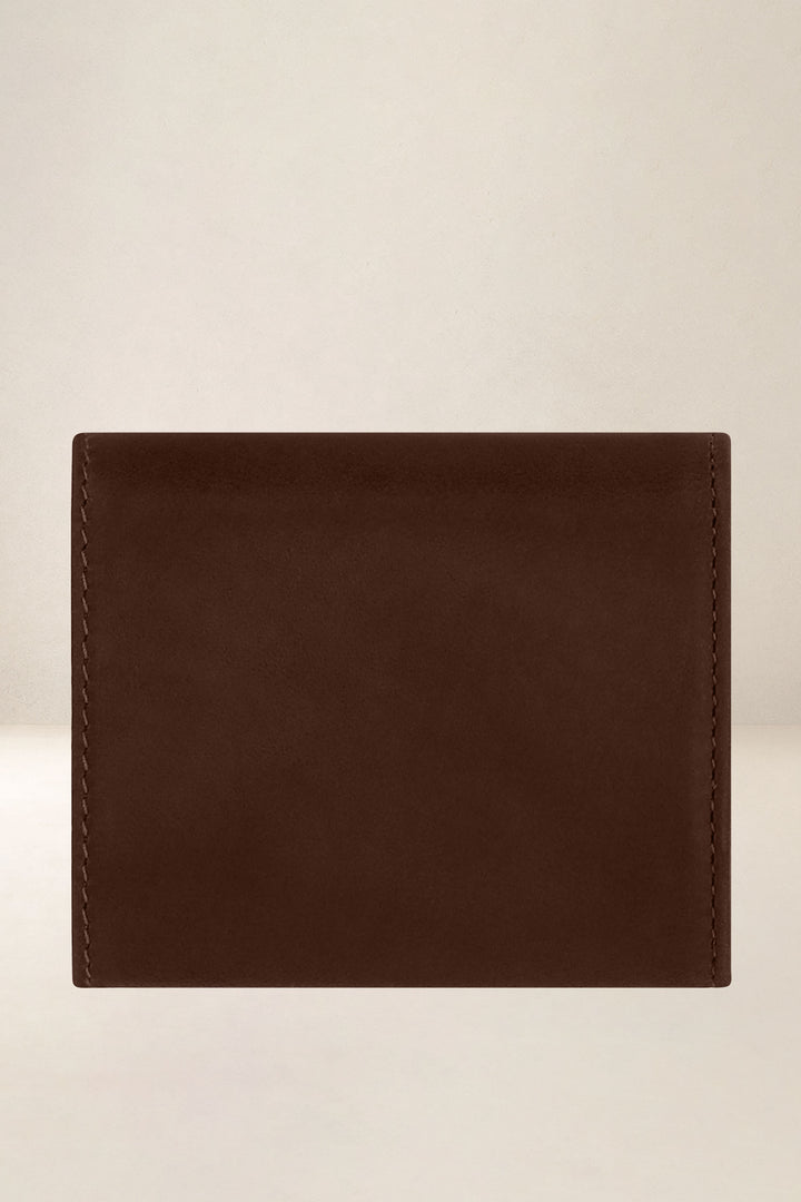 Porte-monnaie en cuir pleine fleur MINOTAURE coloris cognac, vue de dos – Ateliers Fourès