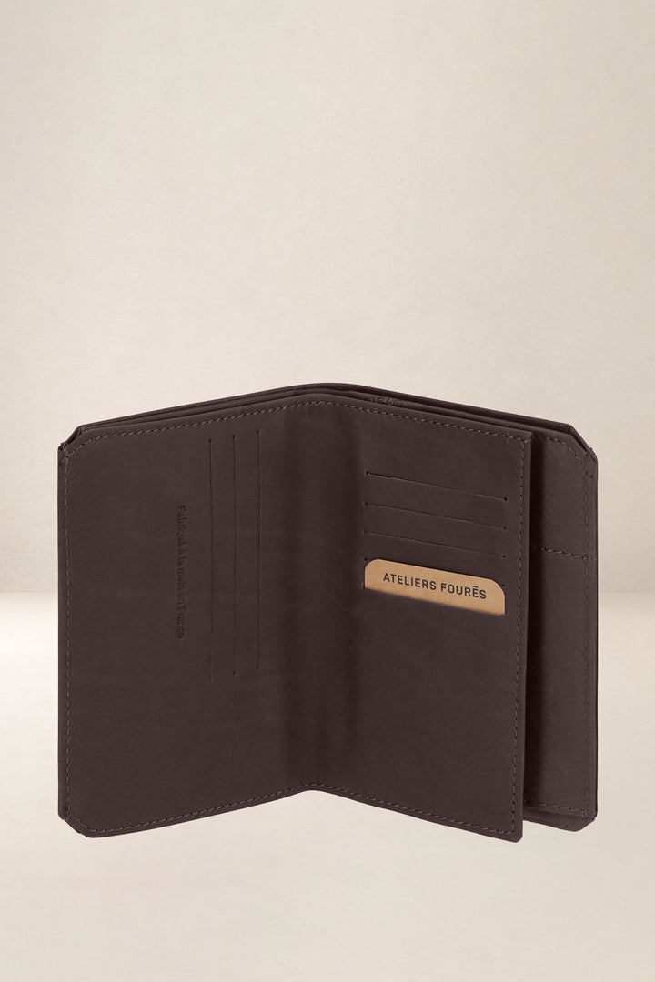 Grand portefeuille en cuir pleine fleur PROMÉTHÉE coloris mustang, vue intérieure n°4 – Ateliers Fourès