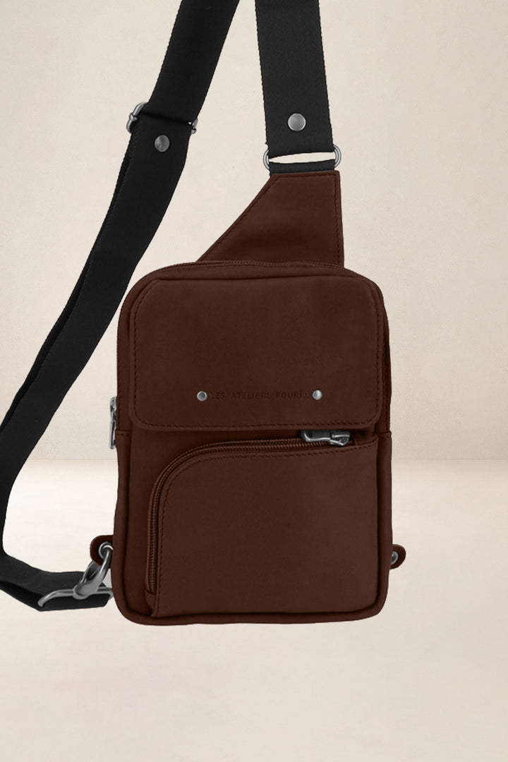 Holster en cuir pleine fleur PALLAS coloris cognac, vue d’ensemble – Ateliers Fourès
