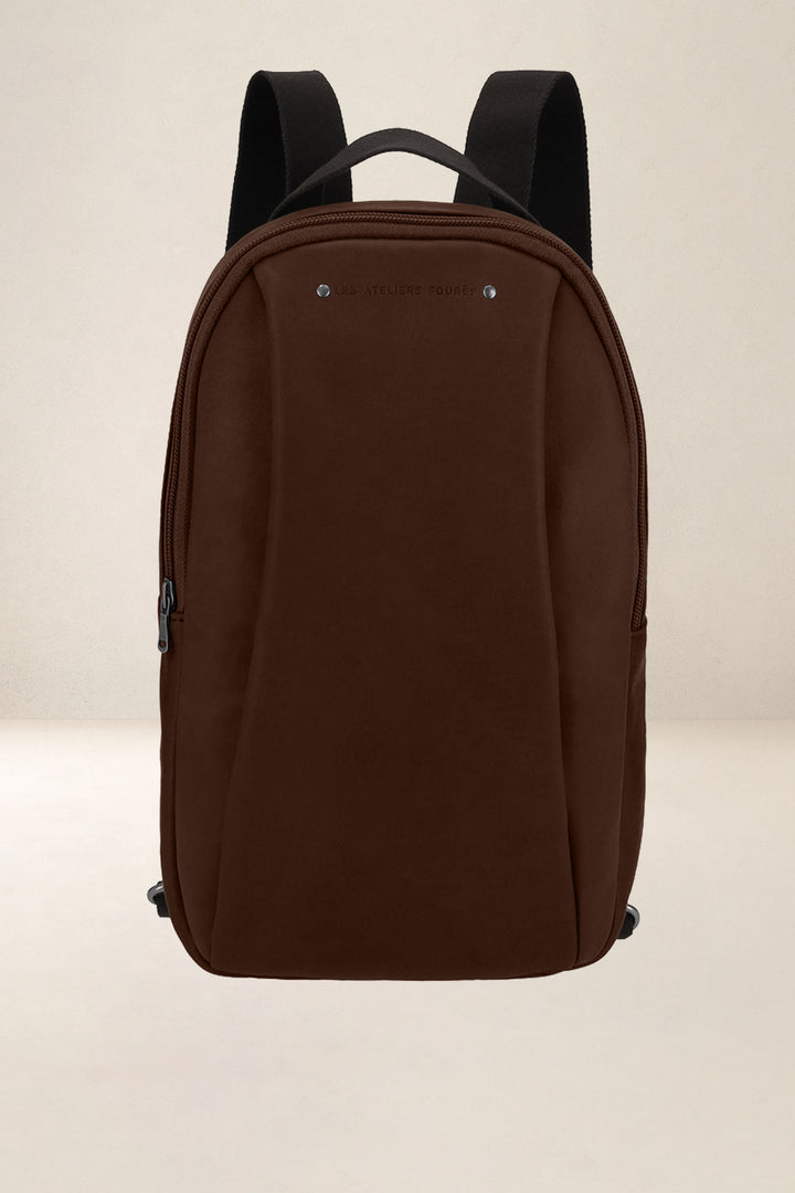 Holster en cuir pleine fleur OURANOS coloris cognac, vue de face – Ateliers Fourès