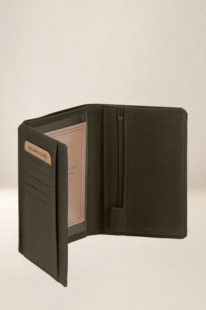 Portefeuille medium en cuir pleine fleur PHÉBUS coloris bronze, vue intérieure n°4 – Ateliers Fourès