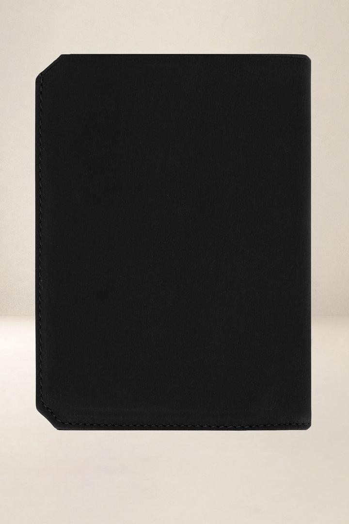 Grand portefeuille en cuir pleine fleur PROMÉTHÉE coloris noir, vue de dos – Ateliers Fourès