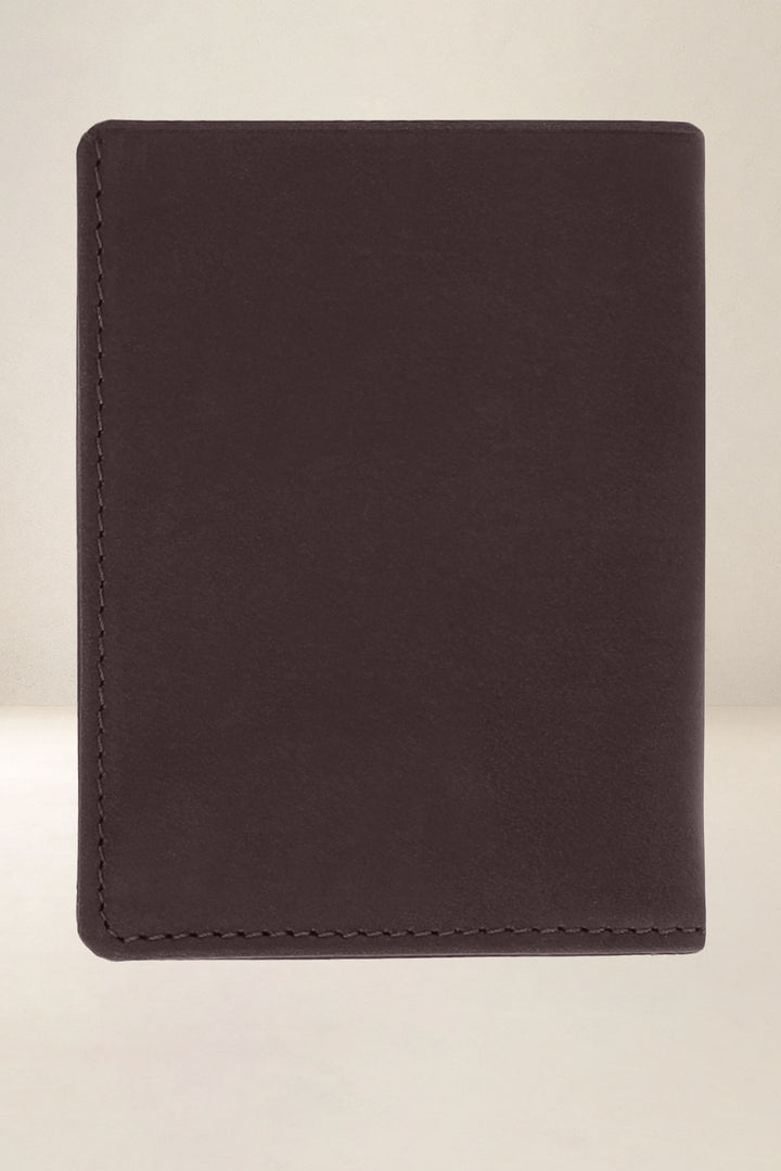 Portefeuille compact en cuir pleine fleur PÉGASE coloris mustang, vue de dos – Ateliers Fourès