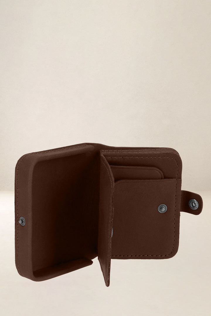 Porte-cartes en cuir pleine fleur ÉLÉOS coloris cognac, vue intérieure n°2 – Ateliers Fourès