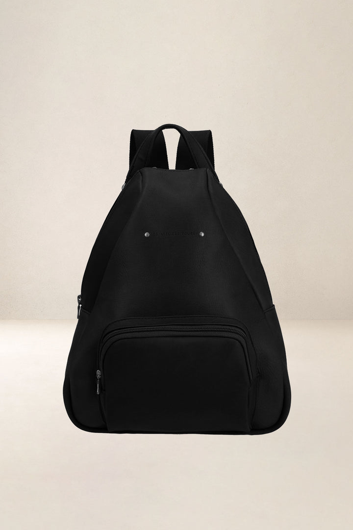 Sac à dos en cuir pleine fleur EOLE coloris noir, vue d’ensemble – Ateliers Fourès