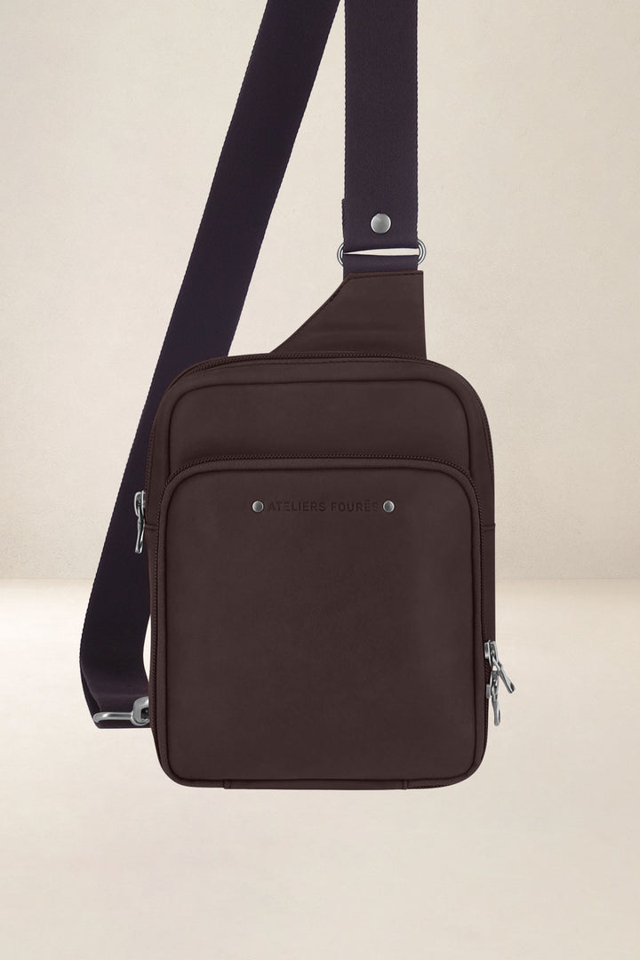 Holster en cuir pleine fleur EURIPIDE coloris mustang, vue d’ensemble – Ateliers Fourès