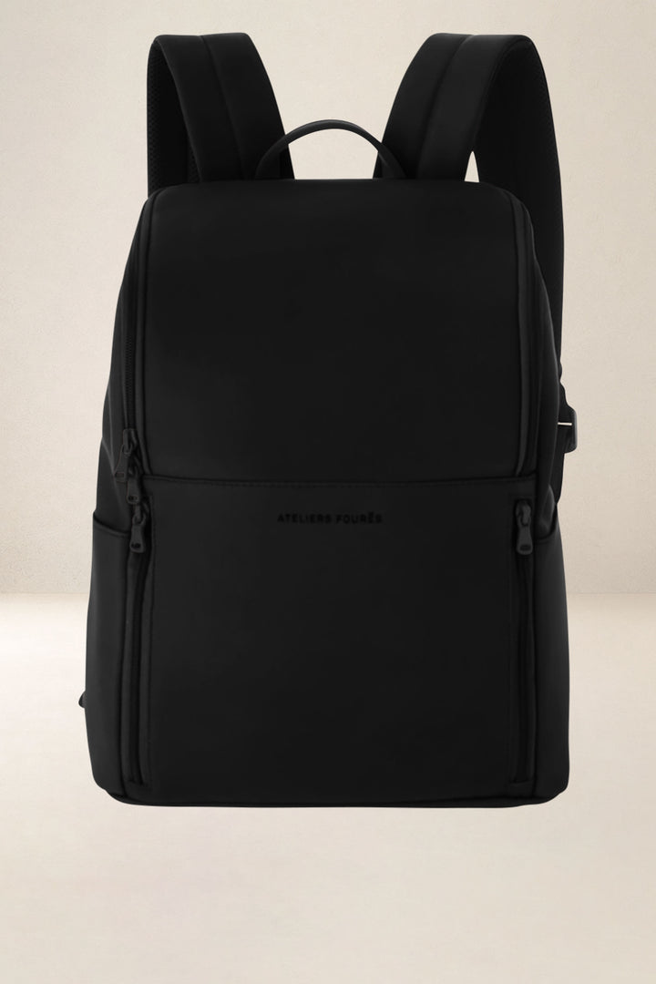 Sac à dos en cuir pleine fleur PARTHÉNON coloris noir, vue d’ensemble – Ateliers Fourès