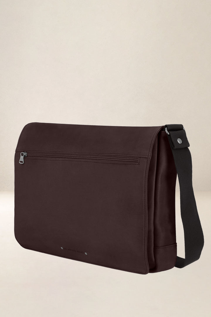 Sac de travail en cuir pleine fleur ATTIS coloris mustang, vue de profil – Ateliers Fourès