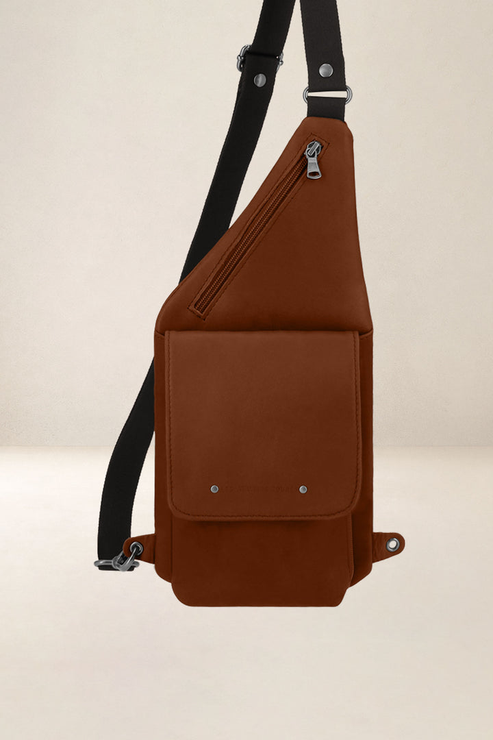 Holster en cuir pleine fleur DIONYSOS coloris fauve, vue d’ensemble – Ateliers Fourès