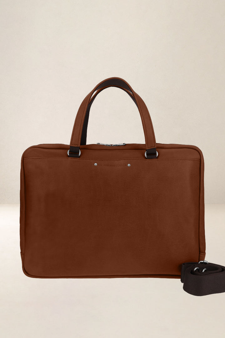Sac de travail en cuir pleine fleur ITHAQUE coloris fauve, vue d’ensemble – Ateliers Fourès