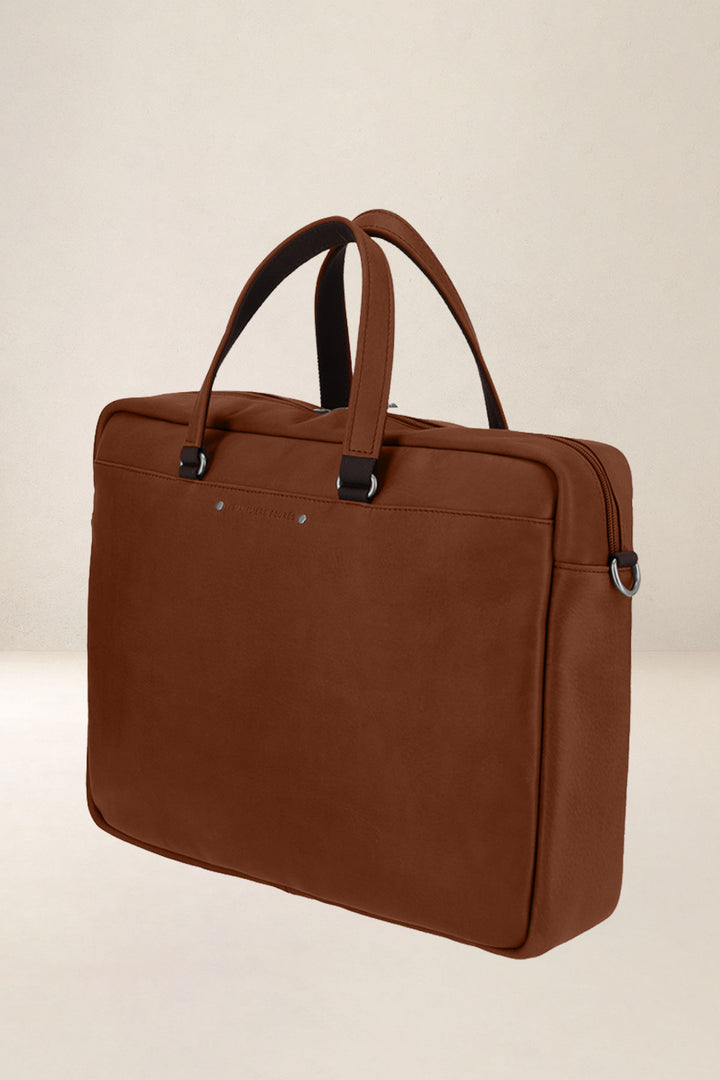 Sac de travail en cuir pleine fleur ITHAQUE coloris fauve, vue de profil – Ateliers Fourès