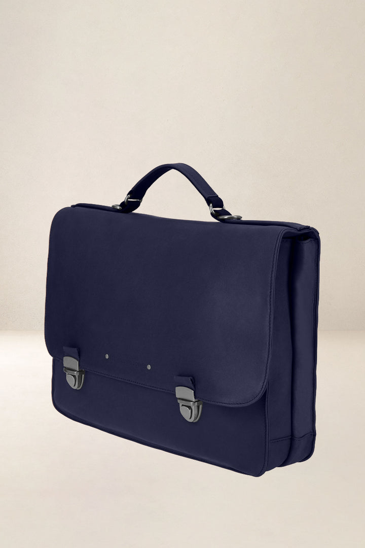 Sac de travail en cuir pleine fleur LAÏOS coloris marine, vue de profil – Ateliers Fourès