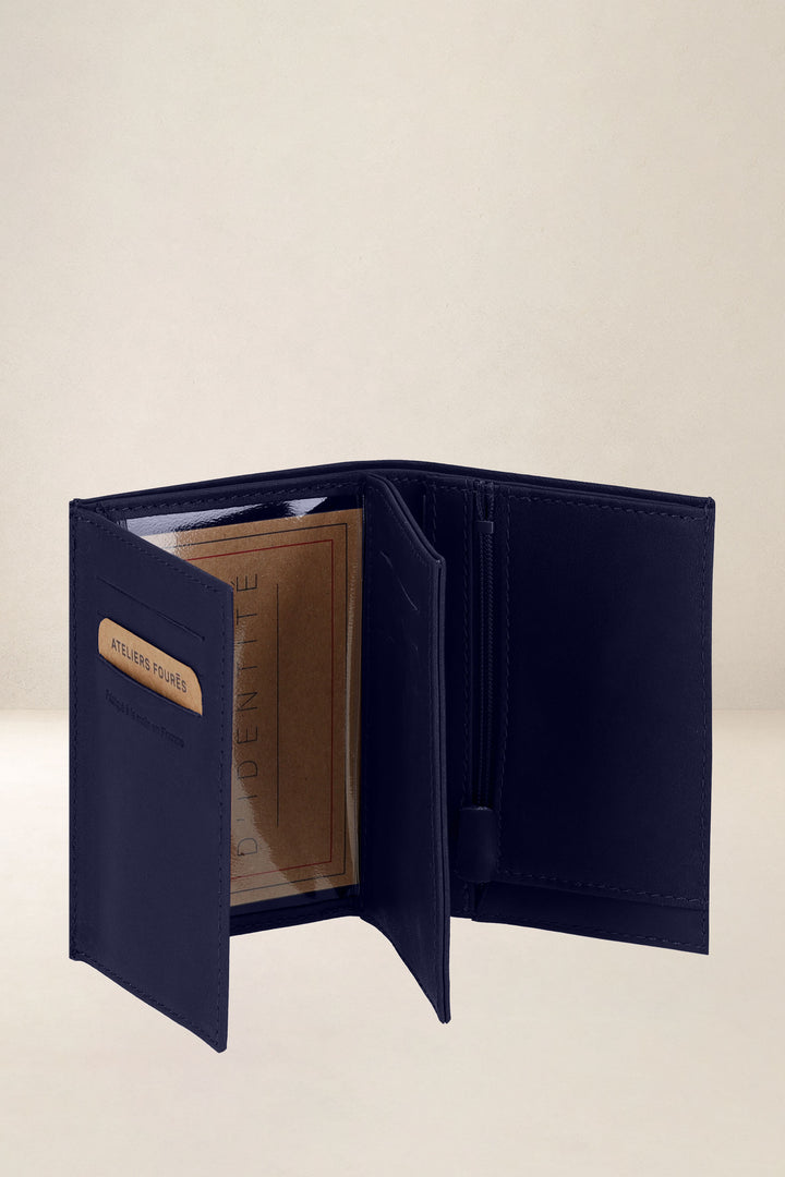 Portefeuille medium en cuir pleine fleur ACHILLE coloris marine, vue intérieure n°4 – Ateliers Fourès
