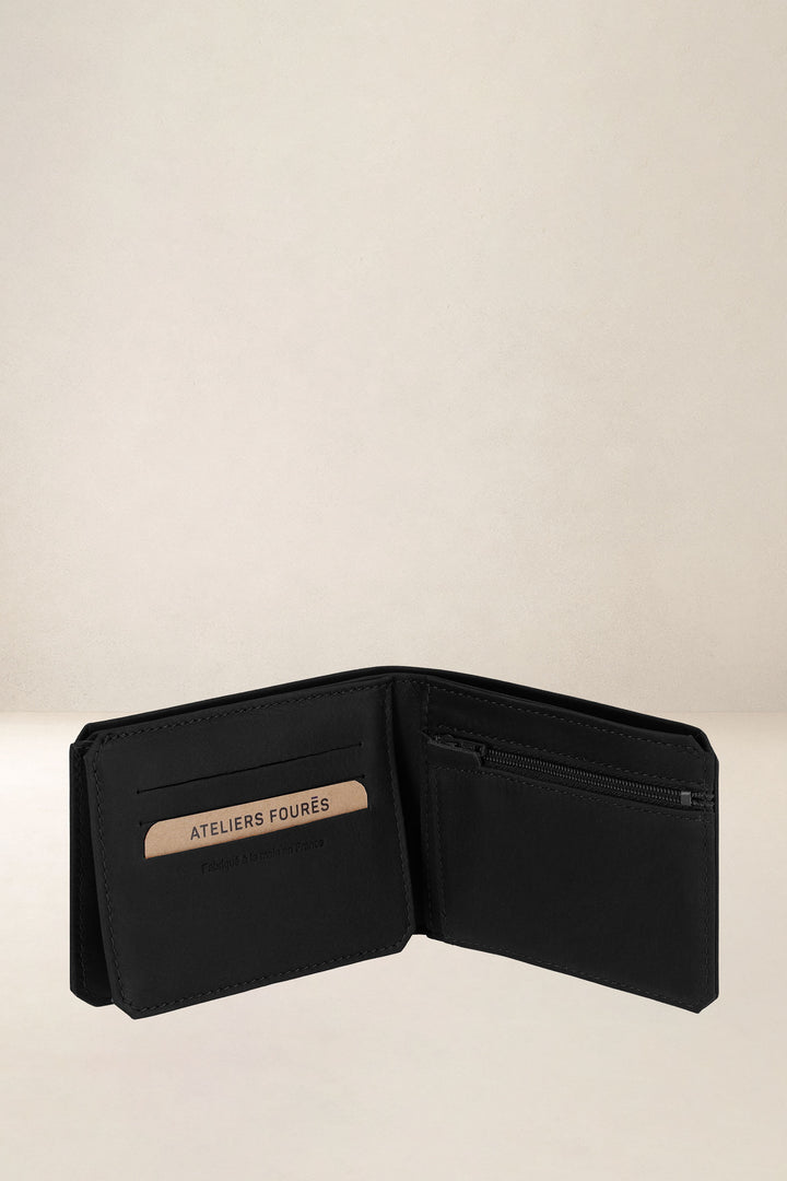 Portefeuille medium en cuir pleine fleur ULYSSE coloris noir, vue intérieure n°3 – Ateliers Fourès