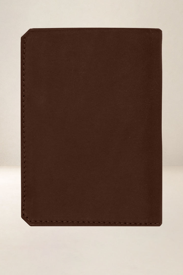 Portefeuille medium en cuir pleine fleur ACHILLE coloris cognac, vue de dos – Ateliers Fourès