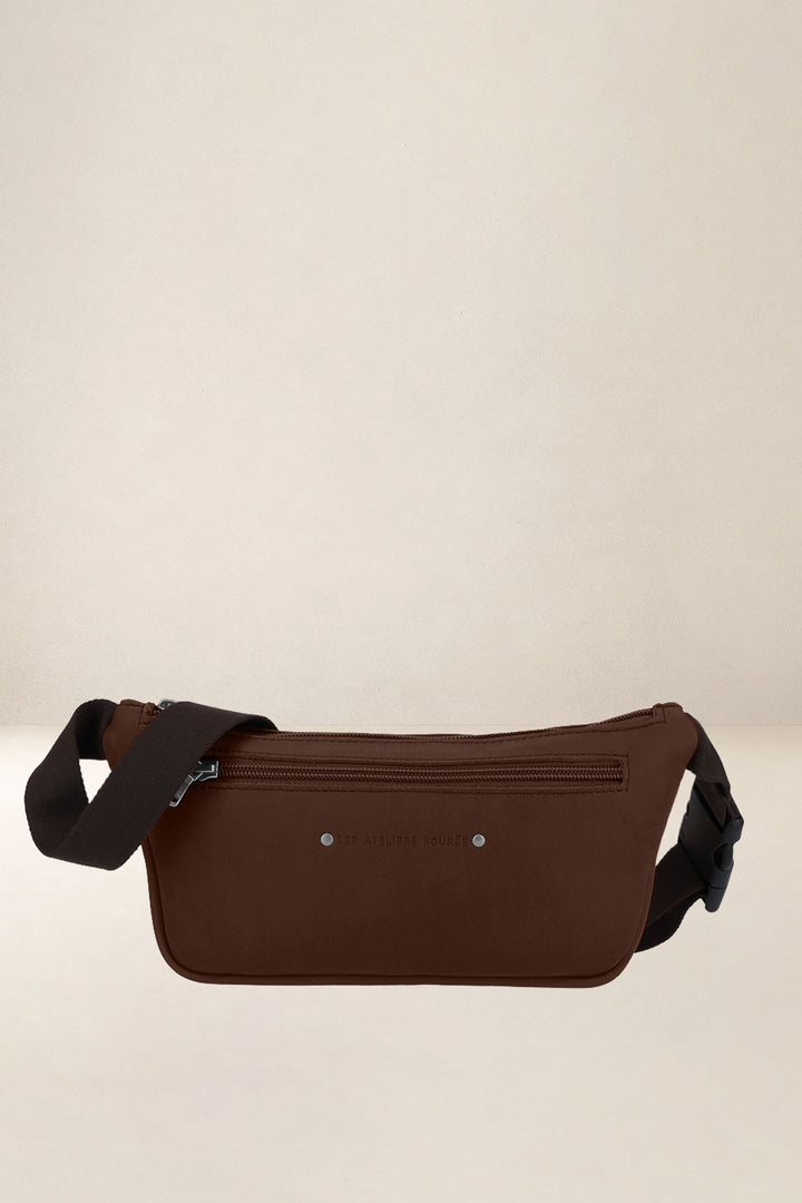 Holster en cuir pleine fleur OURÉA coloris cognac, vue d’ensemble – Ateliers Fourès