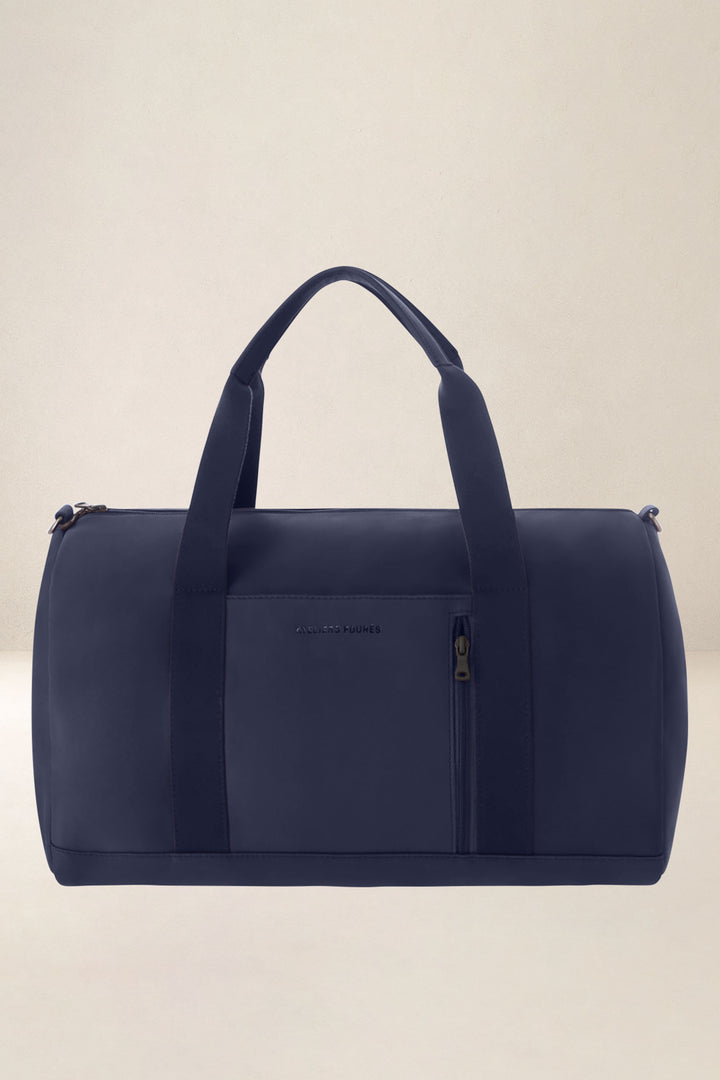 Sac de voyage en cuir pleine fleur ARGOS coloris marine, vue d’ensemble – Ateliers Fourès
