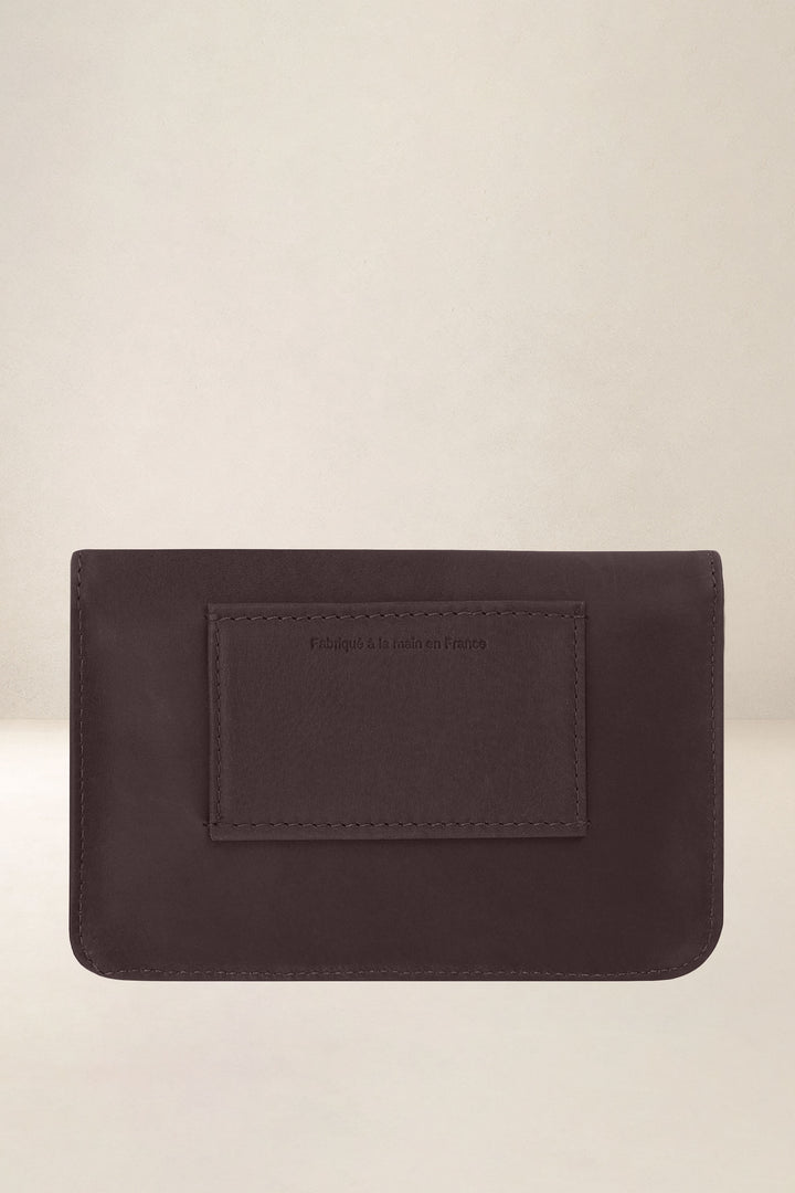 Porte-téléphone en cuir pleine fleur MINOS coloris mustang, vue de dos – Ateliers Fourès