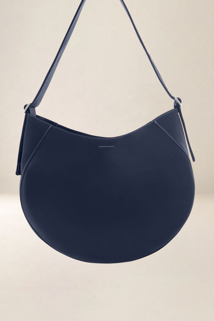 Sac à main en cuir pleine fleur ETNA coloris minuit, vue d’ensemble – Ateliers Fourès