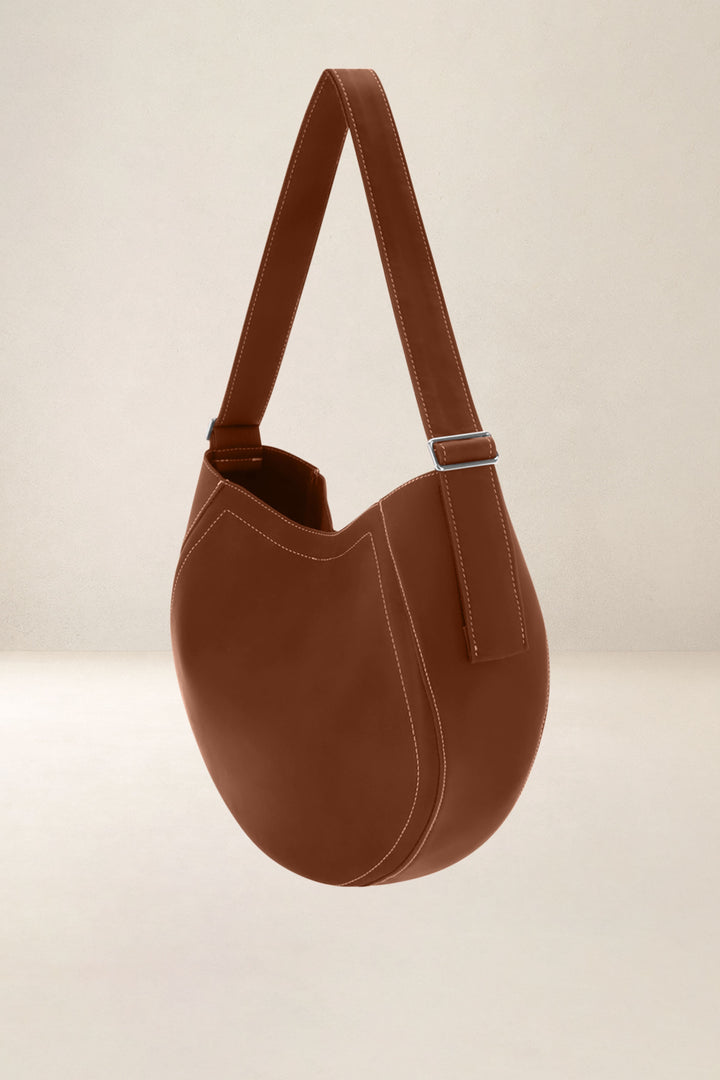 Sac à main en cuir pleine fleur ETNA coloris fauve, vue de profil n°2 – Ateliers Fourès