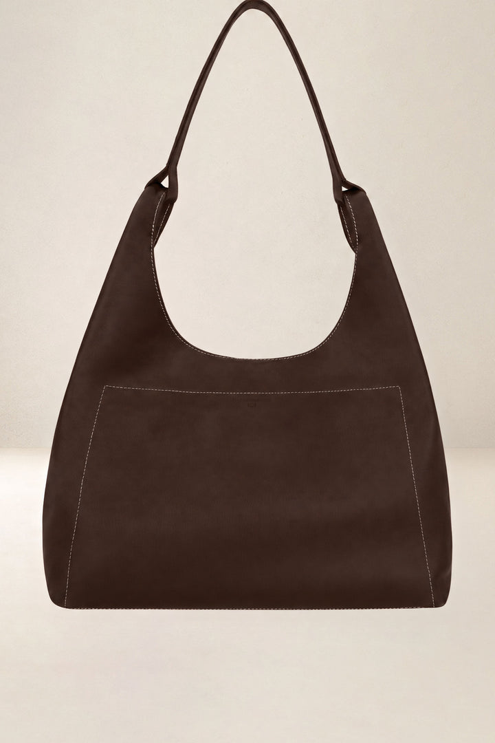 Grand sac cabas en cuir pleine fleur AMAZONE coloris chocolat, vue d’ensemble – Ateliers Fourès