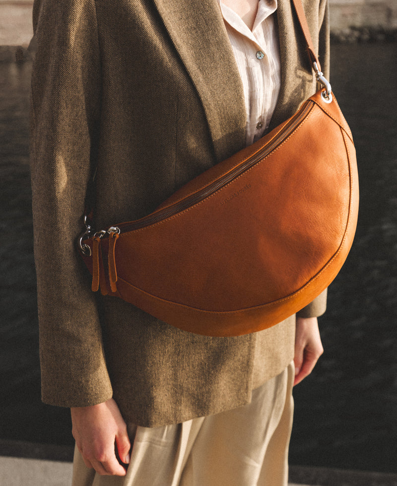 lionne #3666151033990