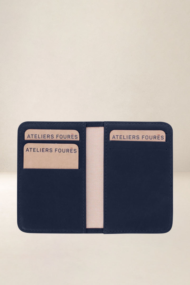 Porte-cartes en cuir pleine fleur ASTRÉE coloris minuit, vue intérieure – Ateliers Fourès